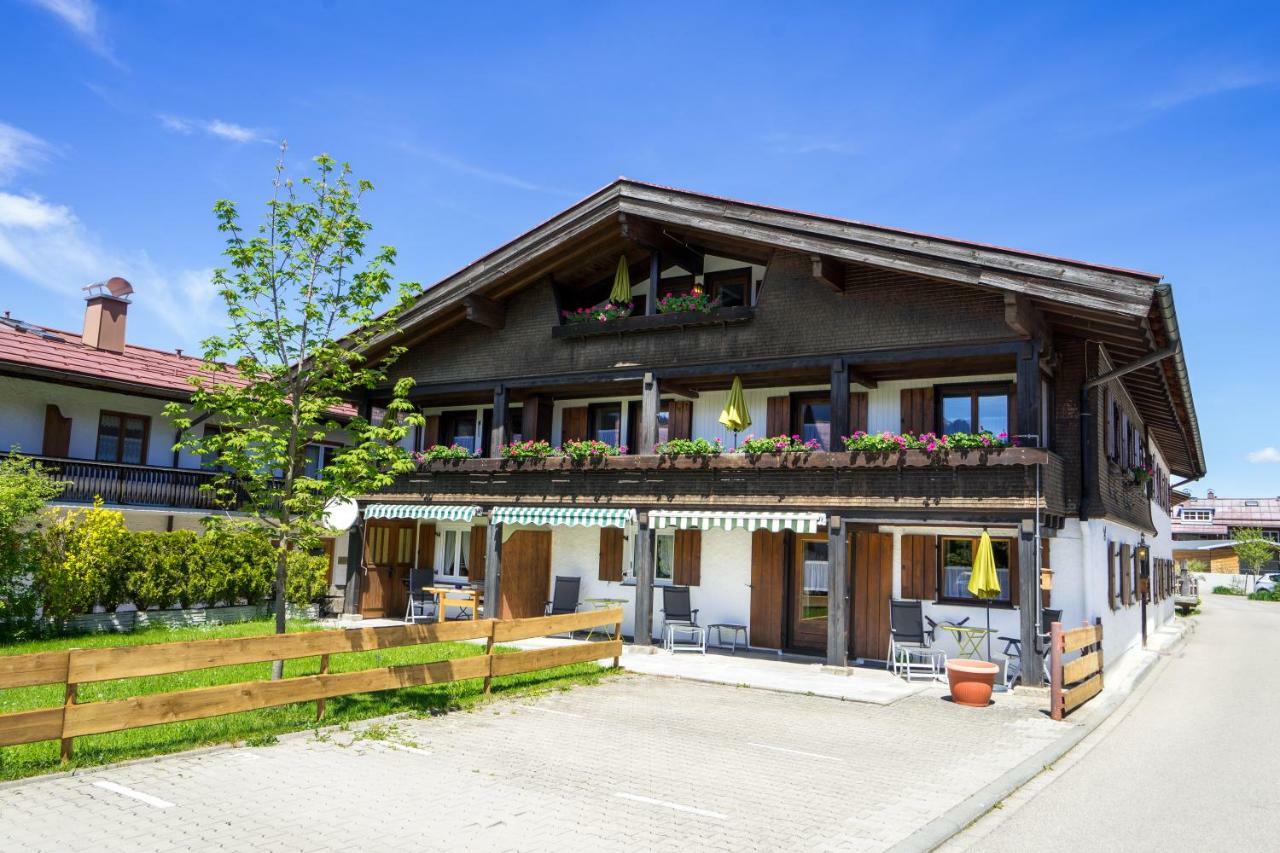 Ferienwohnungen Alpentraum - Landhaus Eberle Oberstdorf Exterior foto